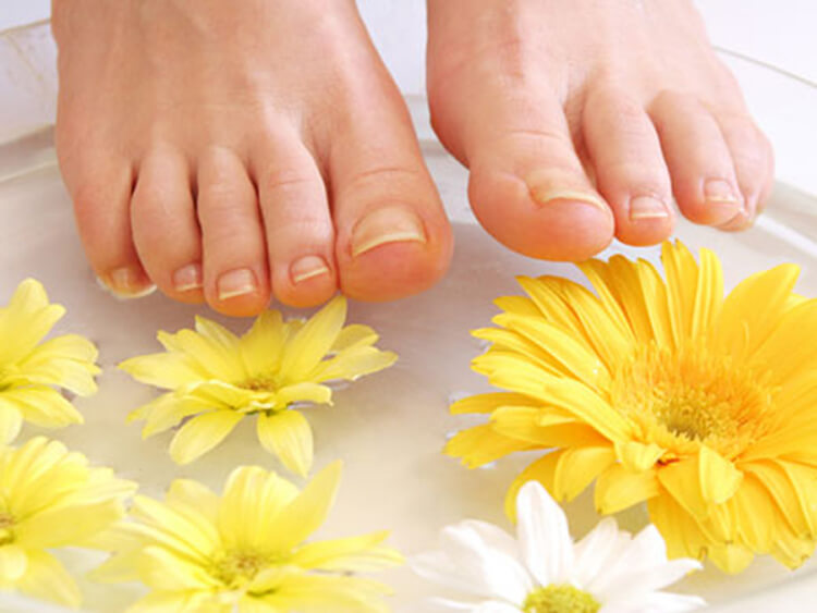 Remedios para eliminar los hongos en los pies 8 Remedios Naturales para Eliminar los Hongos de los Pies